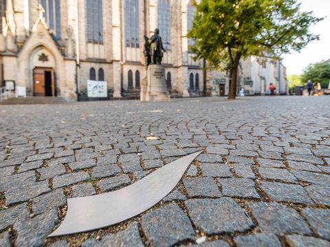 Rahmenprogramm Musik: Leipziger Notenspur vor der Thomaskirche mit Bach-Denkmalfür Tagung & Konferenz Leipzig Convention
