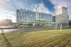 Außenansicht des Tagungshotels Radisson Blu Hotel Leipzig – präsentiert vom Leipzig Convention Bureau