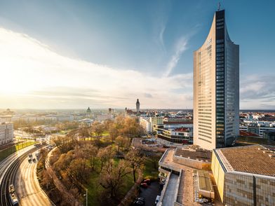 Das City-Hochhaus liegt direkt am Innenstadtring.