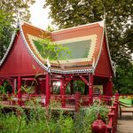 Zoo Leipzig: Eventlocation mit roter Asiatischer Pagode für Tagung & Konferenz Leipzig Convention